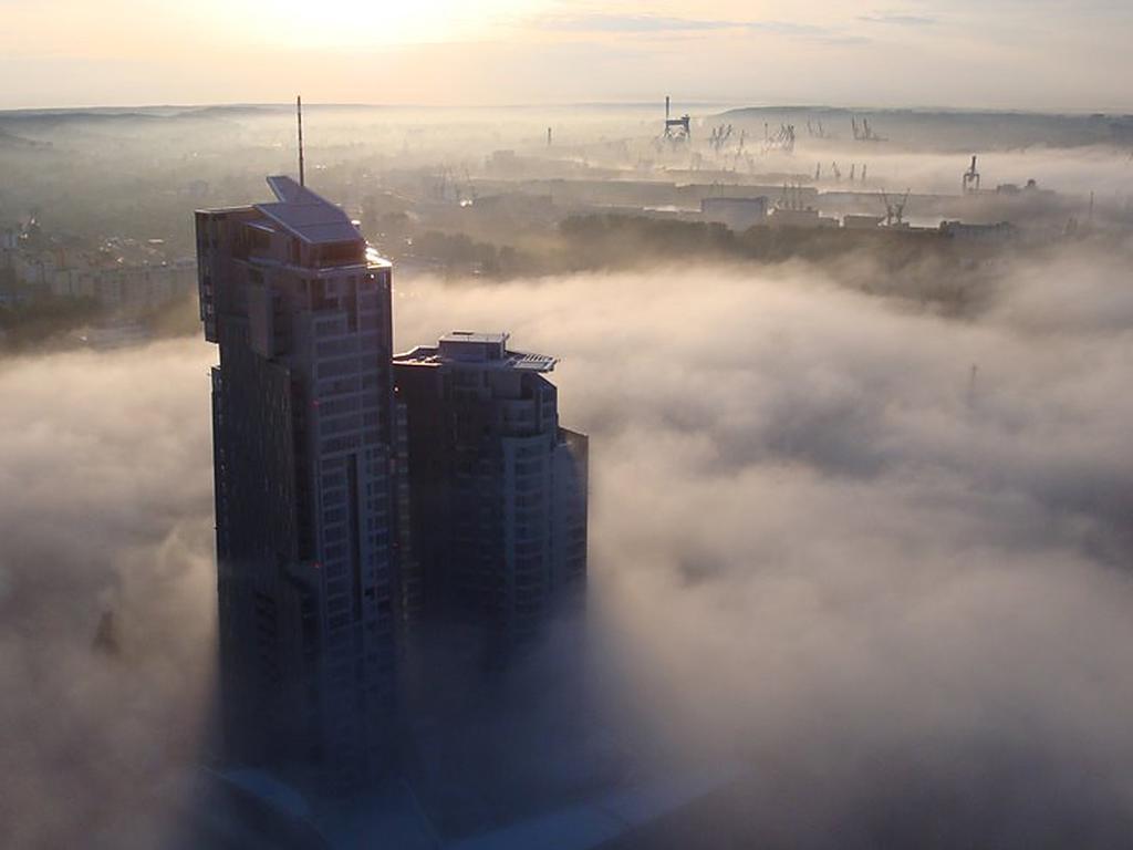 Sea Towers Apartment กดิเนีย ภายนอก รูปภาพ