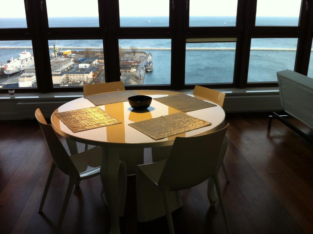Sea Towers Apartment กดิเนีย ห้อง รูปภาพ