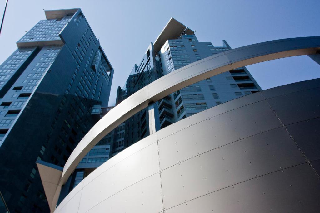Sea Towers Apartment กดิเนีย ภายนอก รูปภาพ